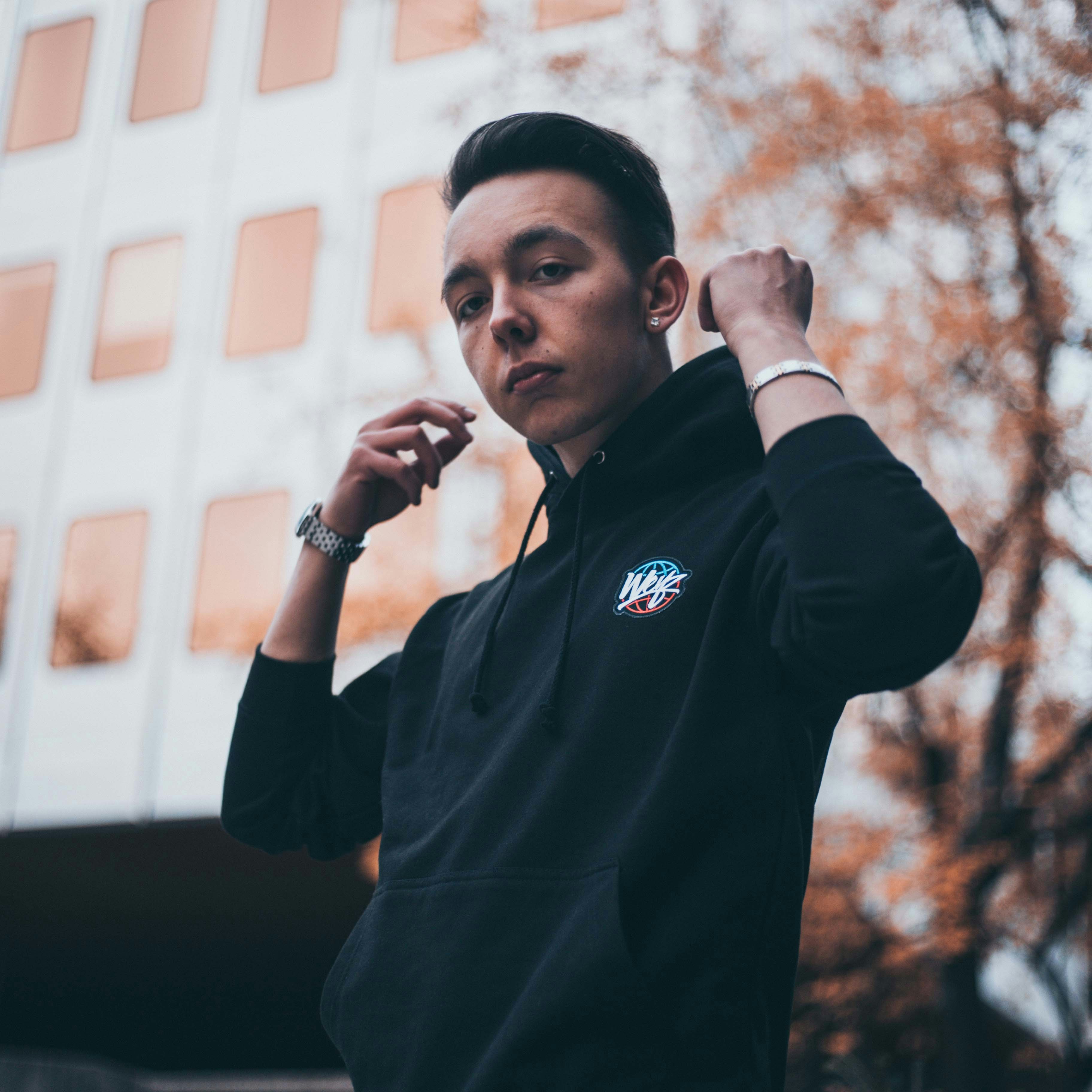 Go to Dan Schiumarini's profile