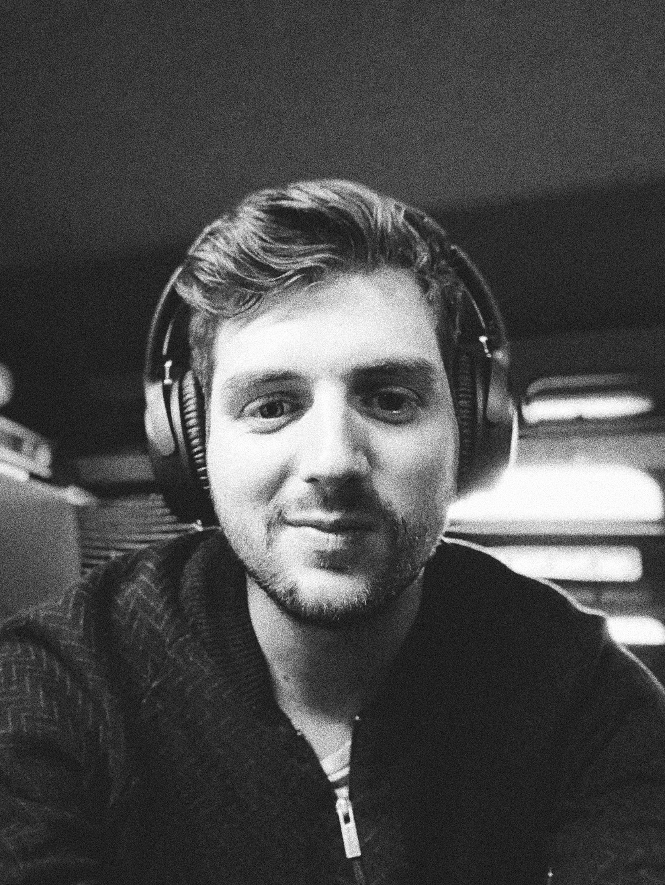 Ve al perfil de Valentin Chrétien