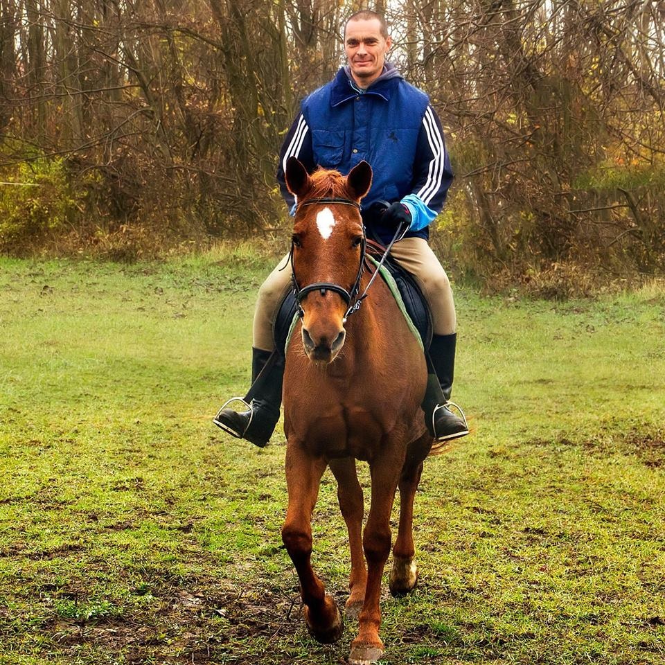 Go to Tom Hauk's profile