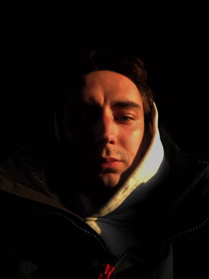 Ve al perfil de Eugene Samarin