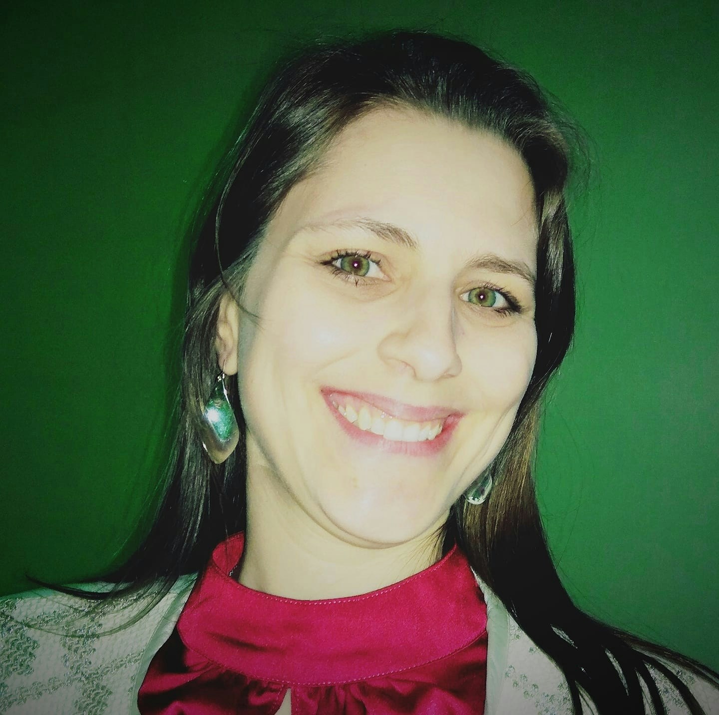 Go to Andrea Junqueira's profile