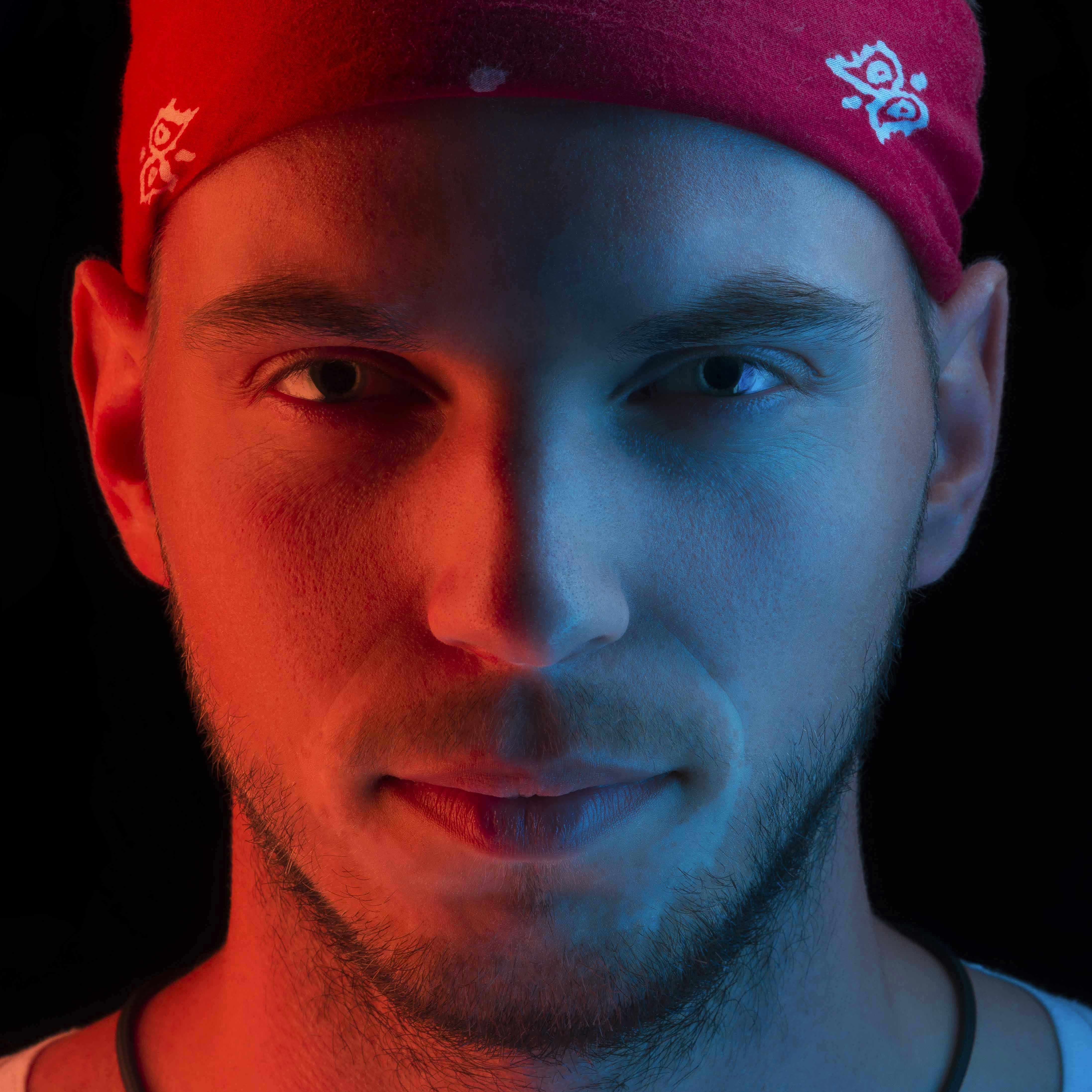 Go to Daniel Olah's profile