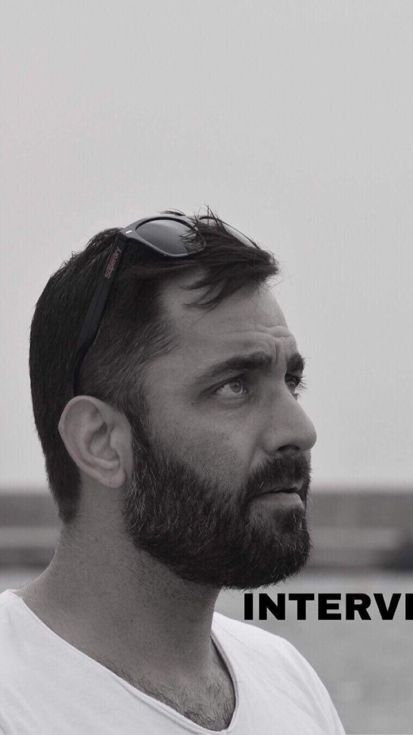 Ve al perfil de George Mitropoulos