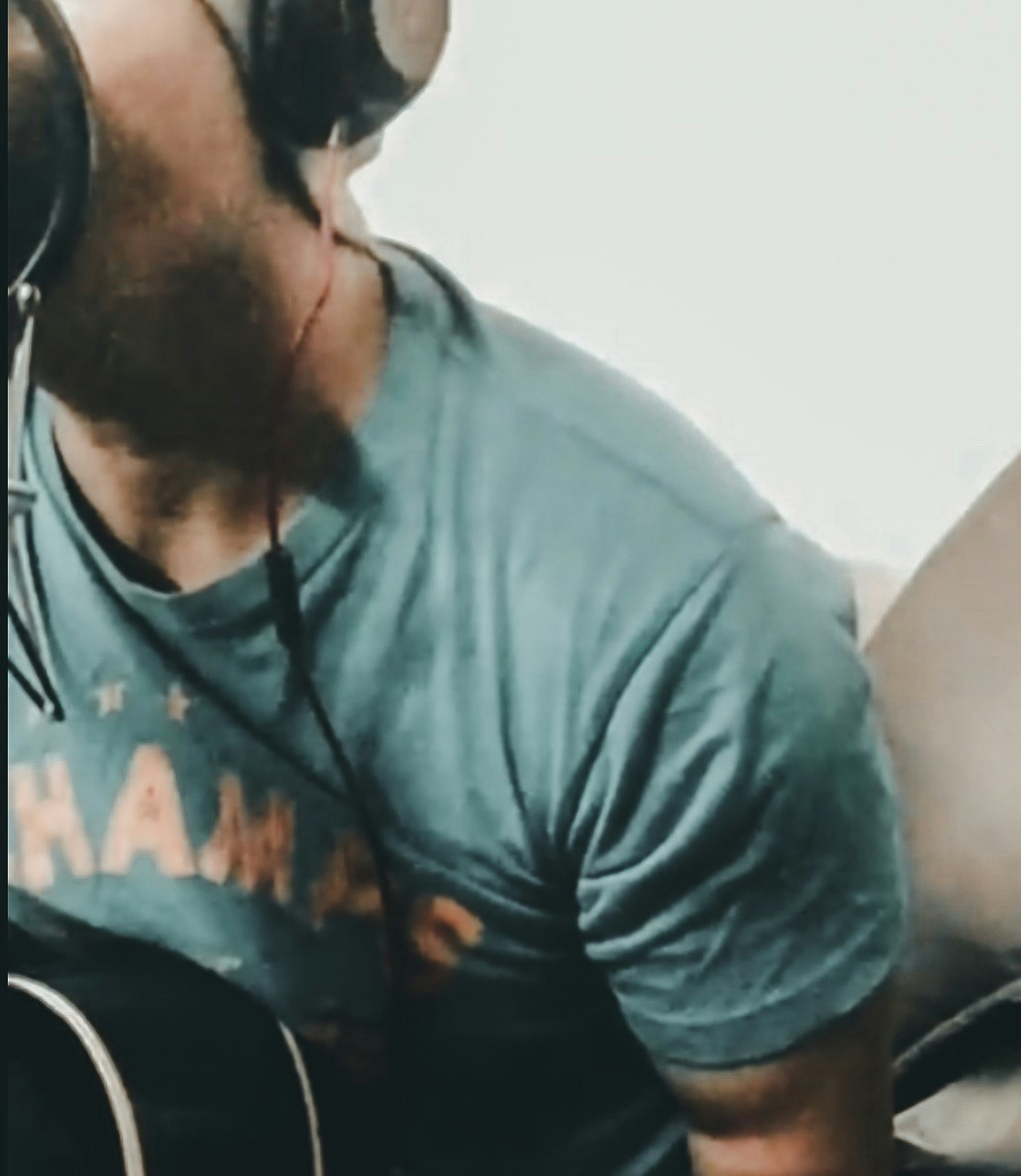 Mark Ivan의 프로필로 이동