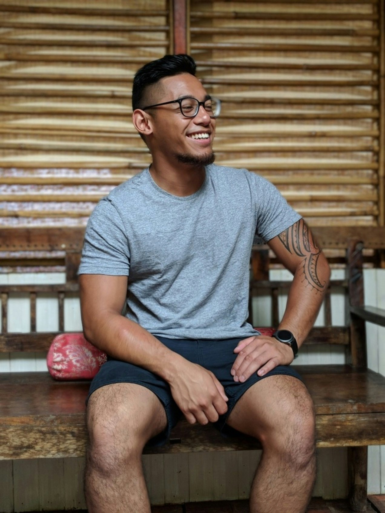 Zum Profil von Manny De Leon