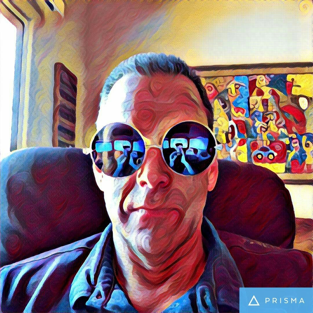 Ve al perfil de Scott Tobin