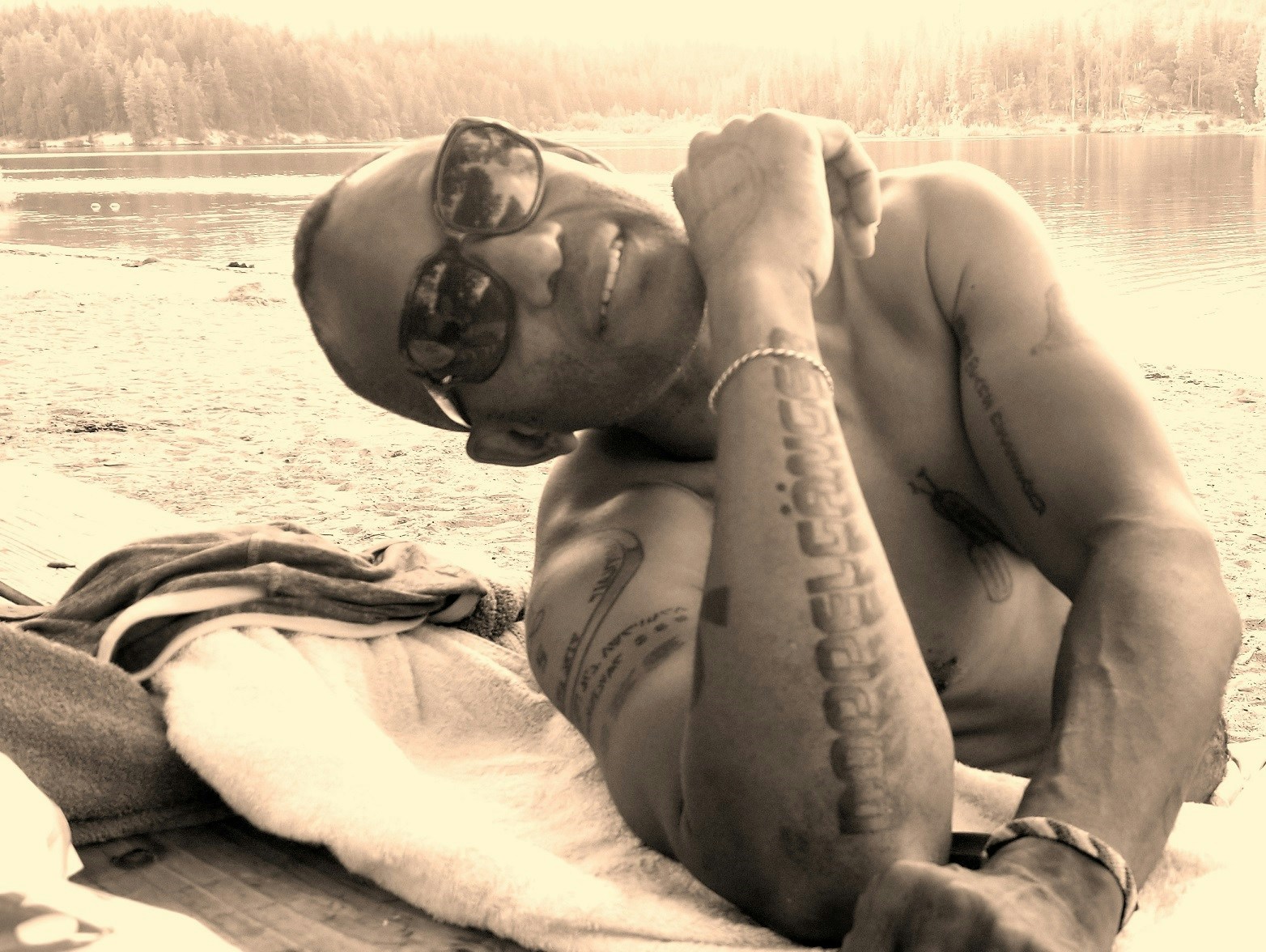 Go to Hellenic Bounty film company's profile