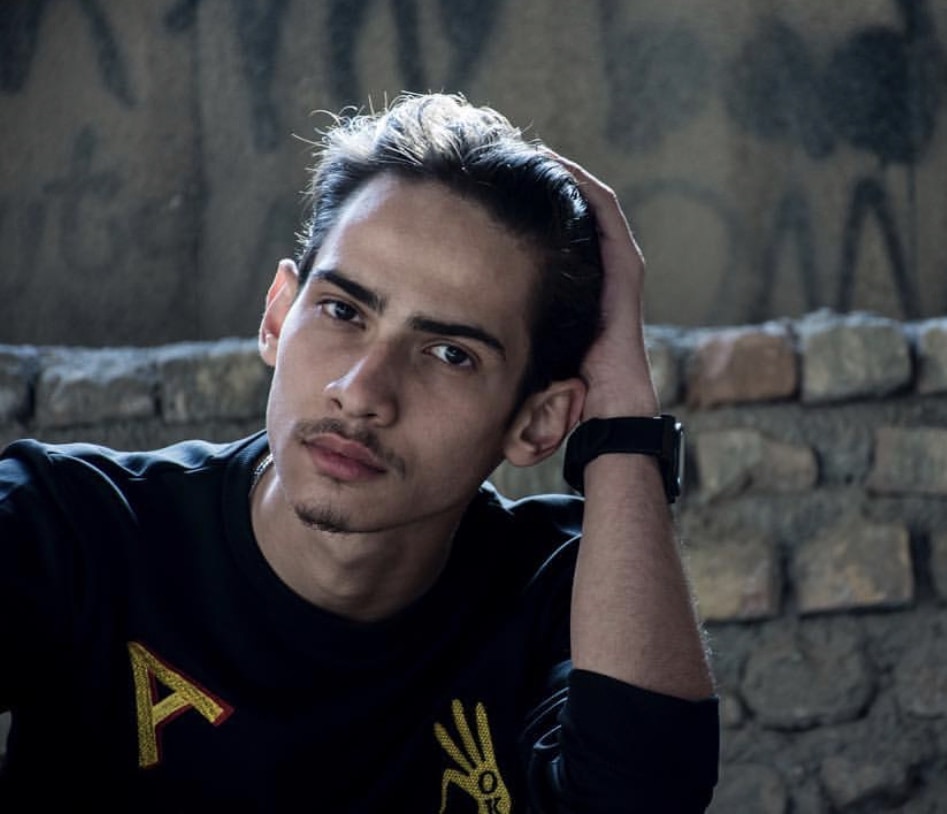 Go to Moein Rahmani's profile