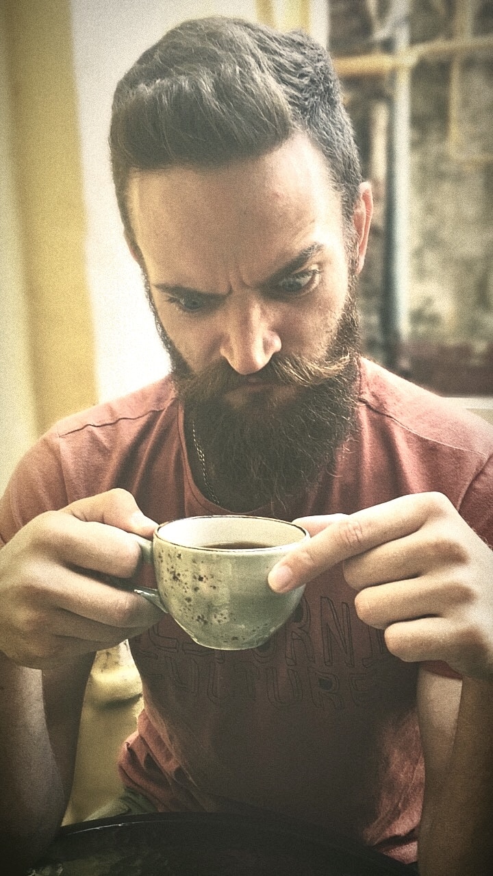 Ve al perfil de Artem Lyapin