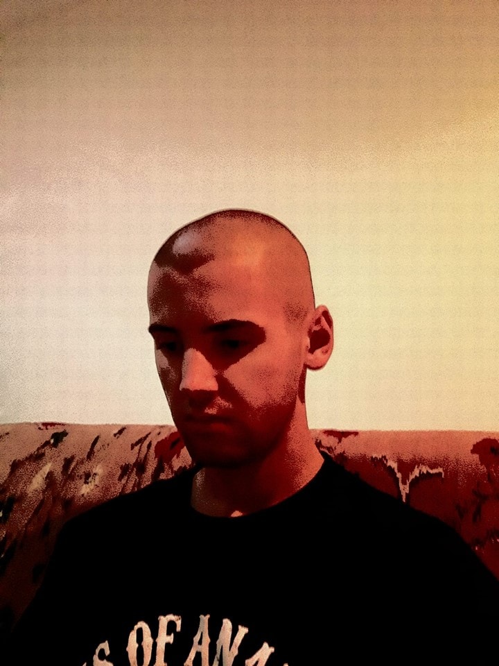 Buka profil Bogdan Andrew