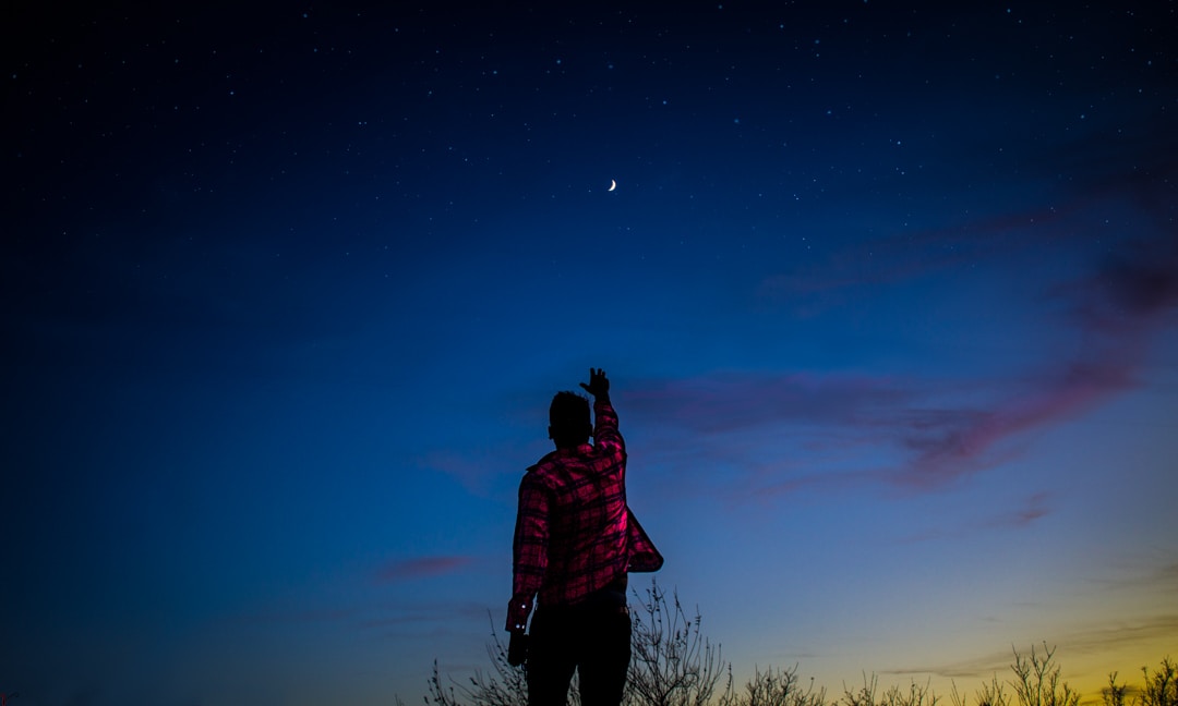 Go to Victor Villanueva's profile