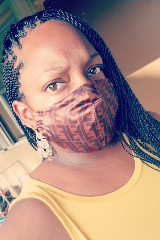 Mona C의 프로필로 이동