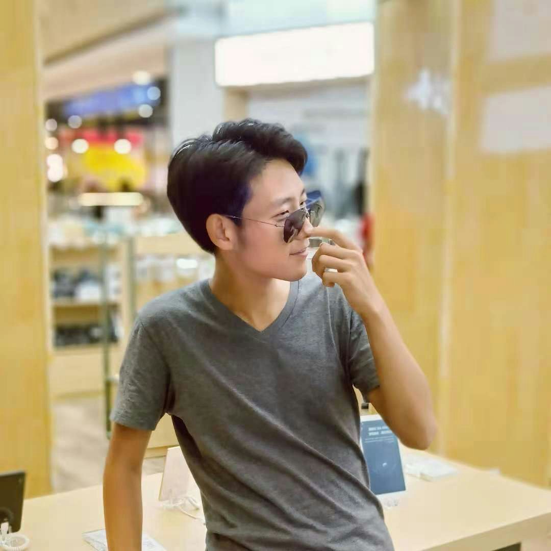 Go to 周 一's profile