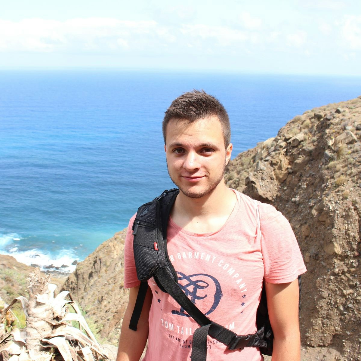 Ve al perfil de Leopold Kamp