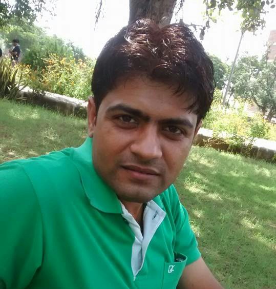 Buka profil Mahesh Yadav