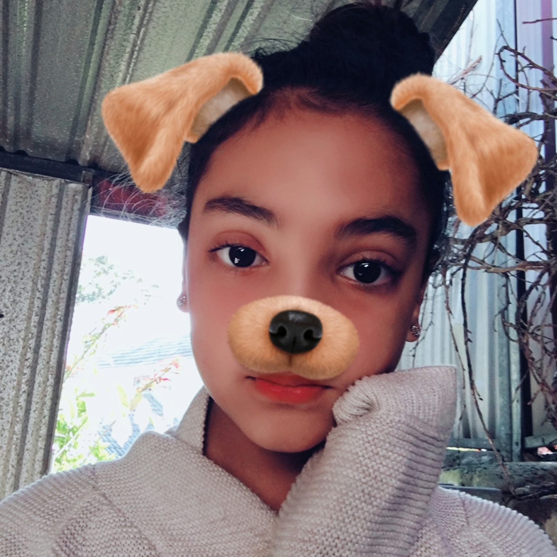 Zum Profil von Maya Jones