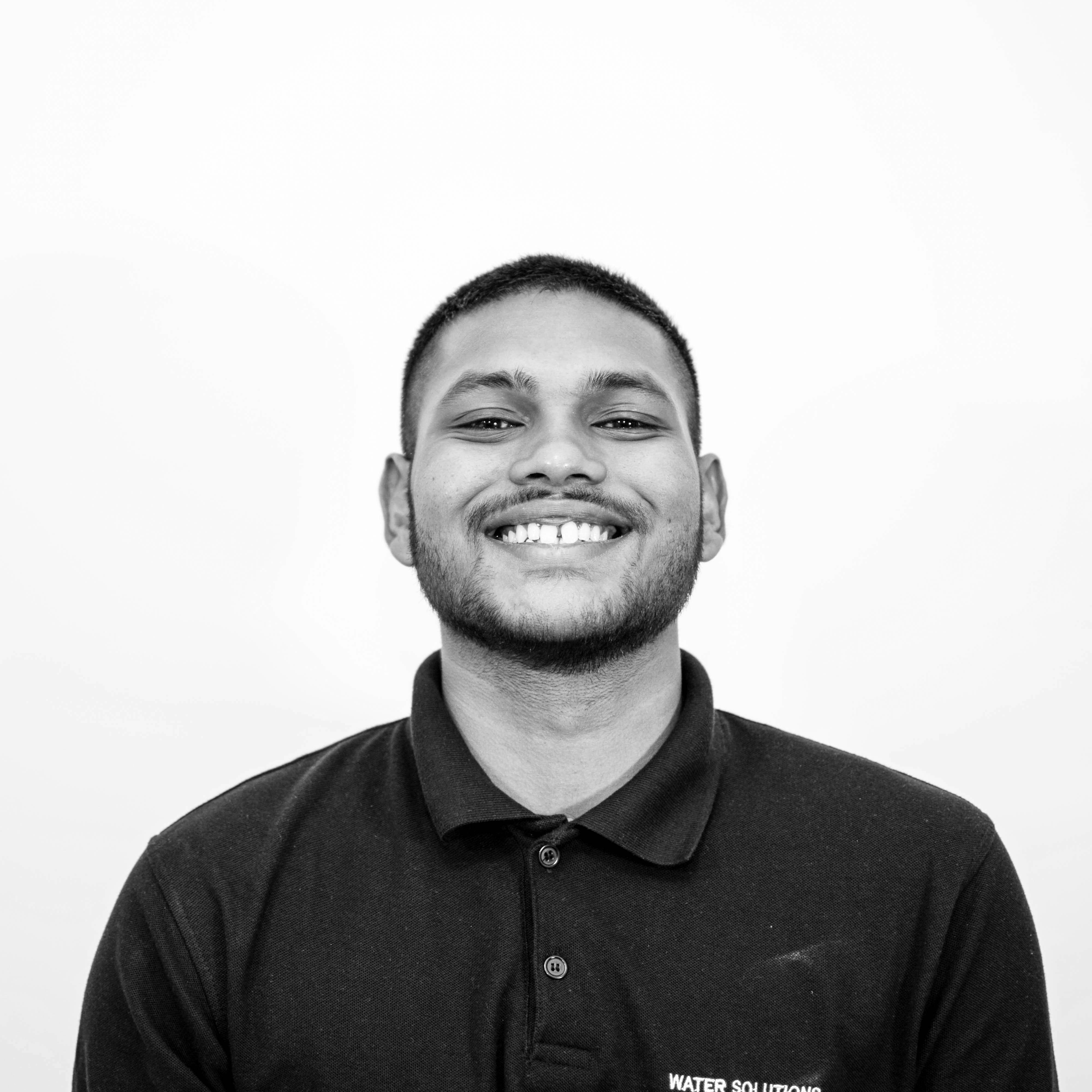 Go to Hoodh Ahmed's profile