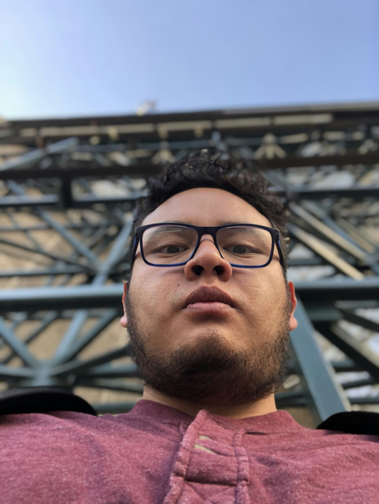 Unsplash profile picture for @quo