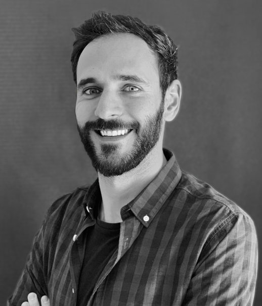 Simone Dezaiacomoのプロフィールを見る