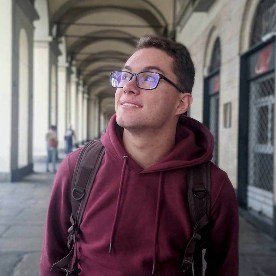 Ve al perfil de Nathan J