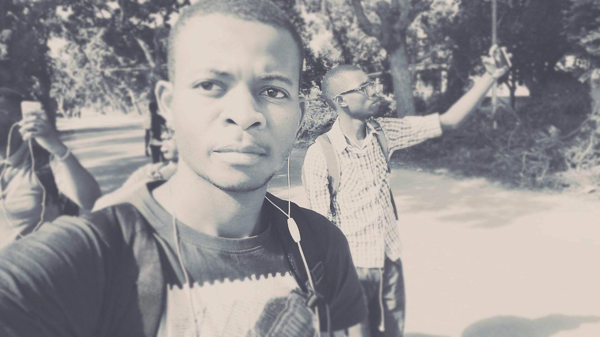 Go to Simon Eric's profile