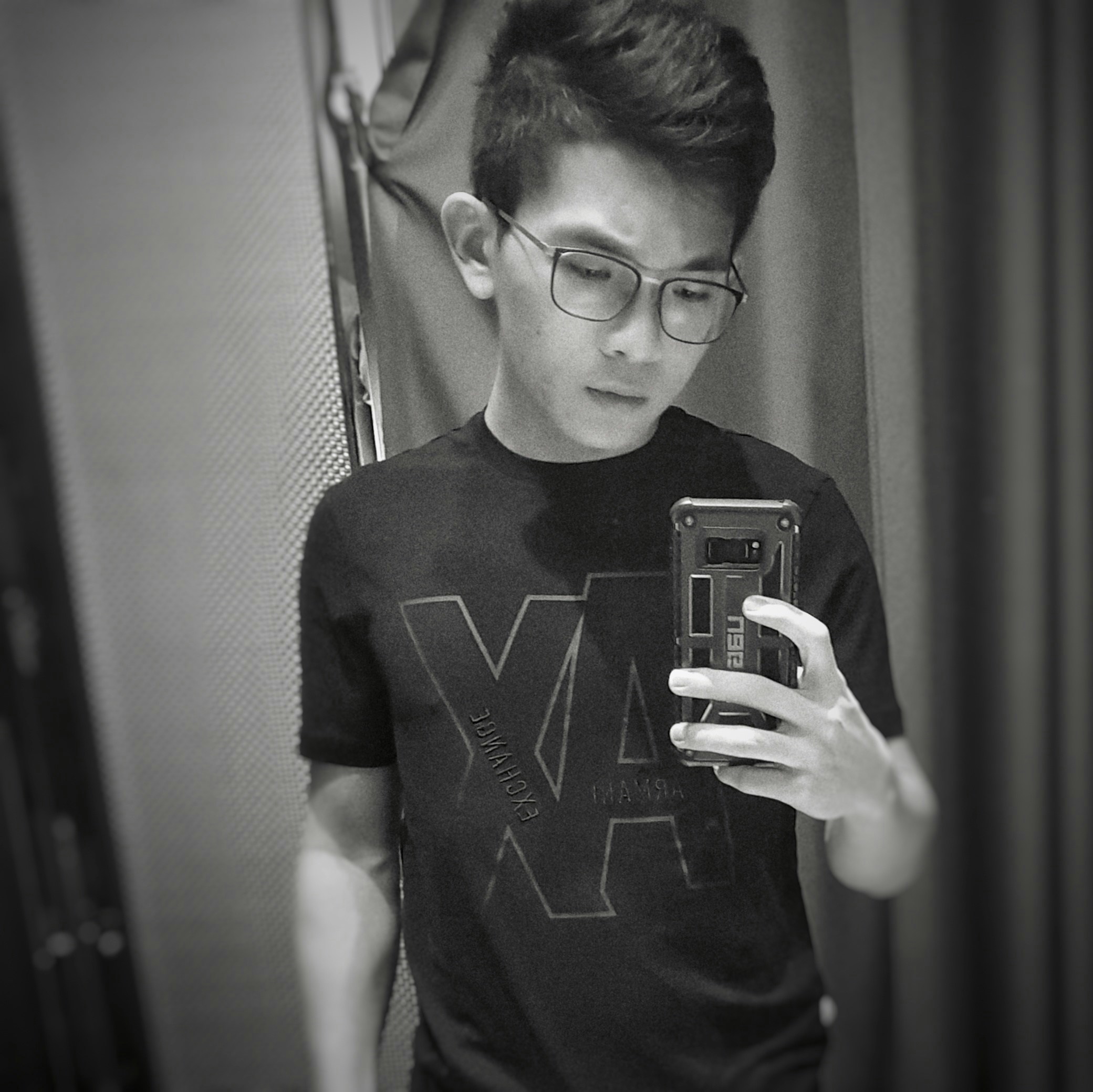 Go to Lionel Chu's profile