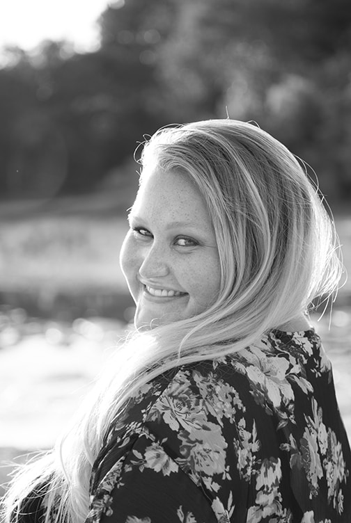 Zum Profil von Ashley West Edwards