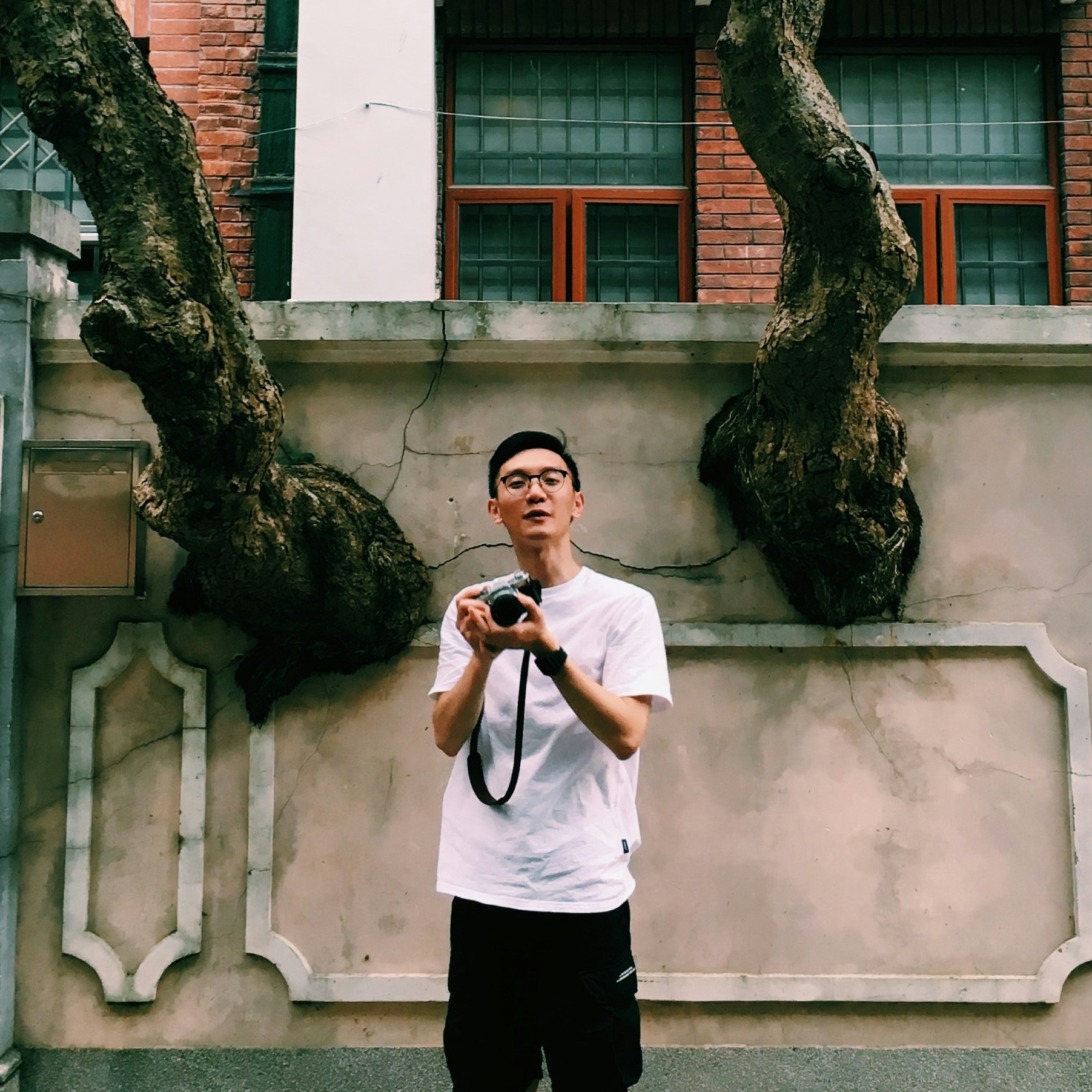 Go to Lu Gu's profile