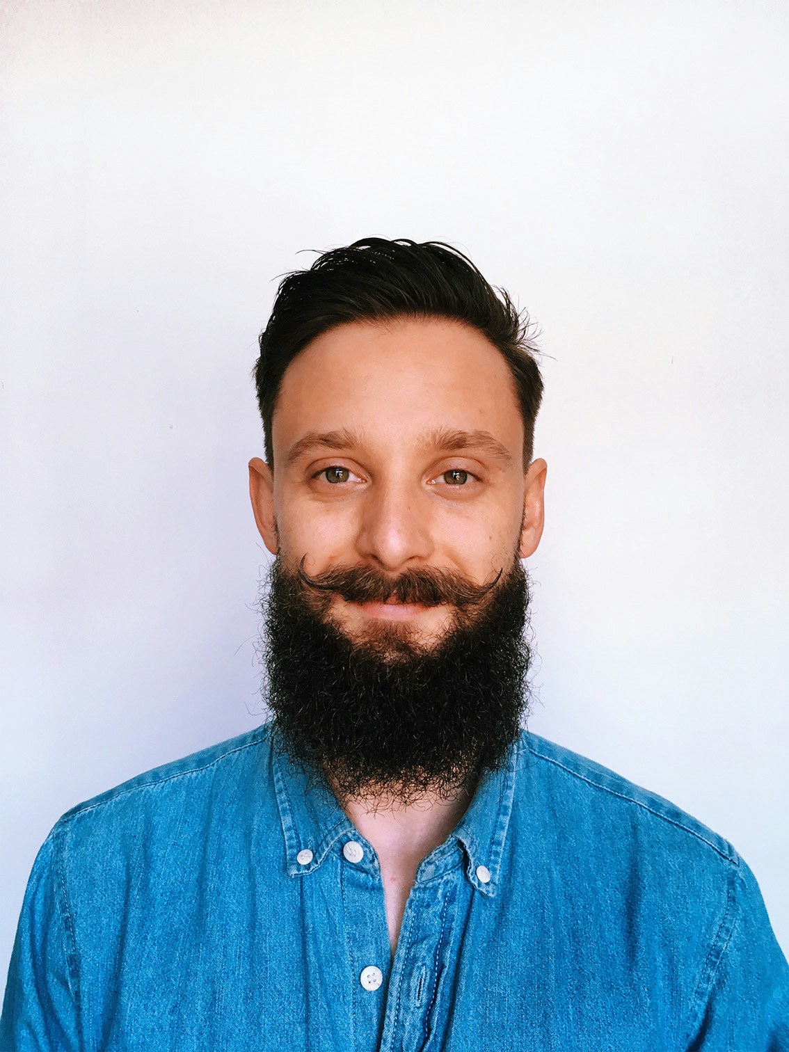 Szymon Satoraのプロフィールを見る