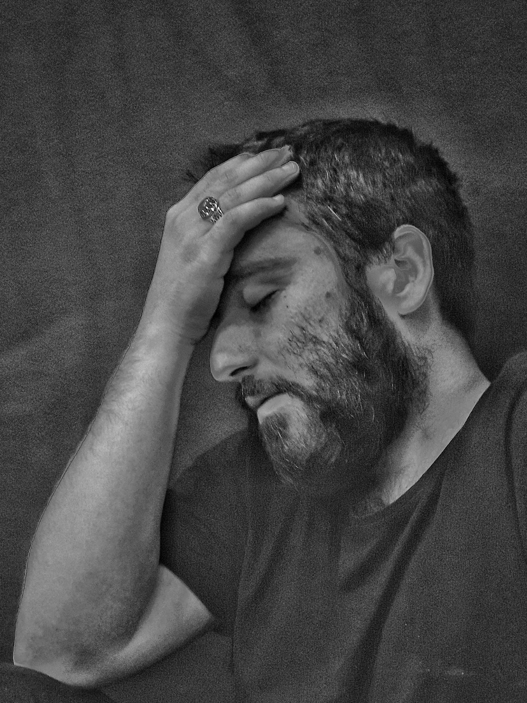 Ve al perfil de Ramin labisheh