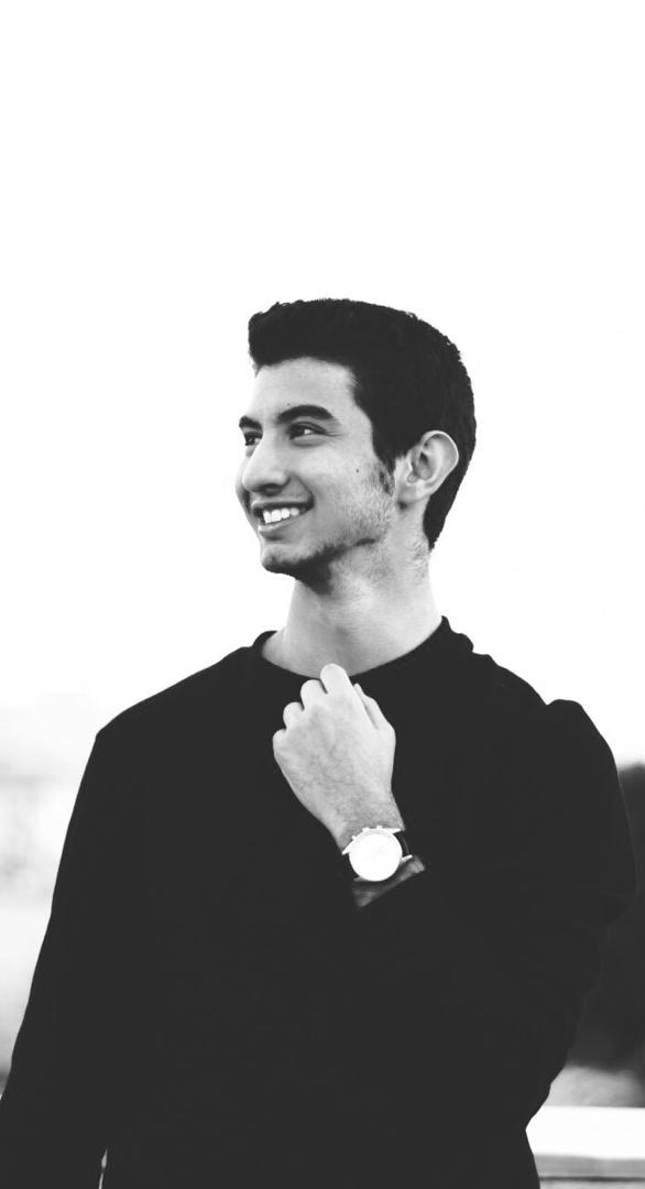 Ve al perfil de Parham Barati