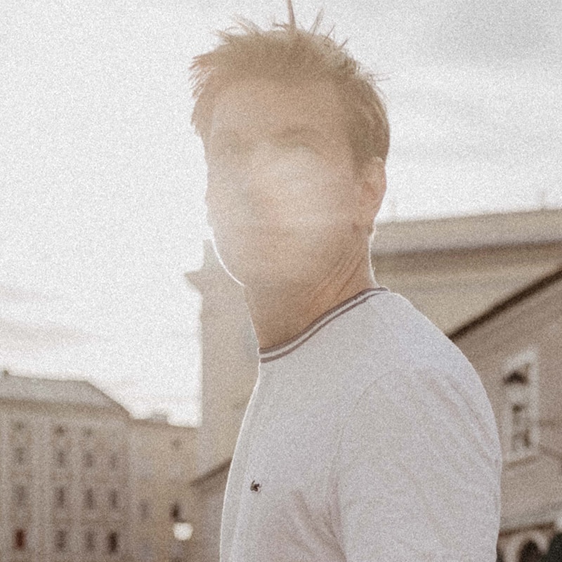 Go to Monthaye's profile