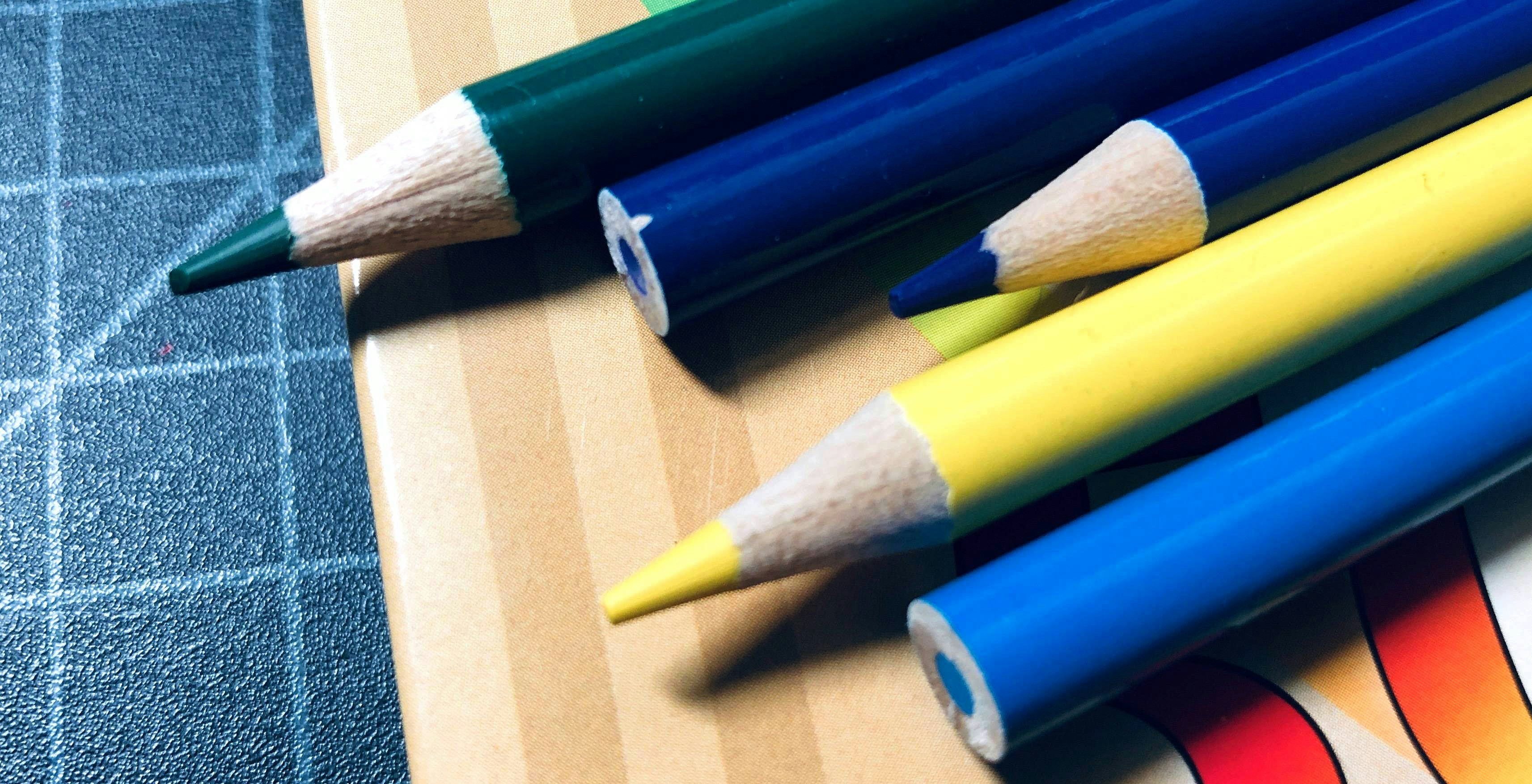 Ve al perfil de Mister R