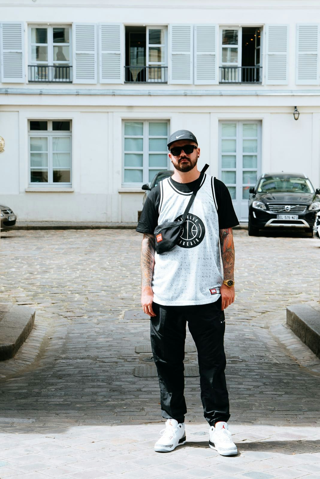 Zum Profil von Philip Olschowa