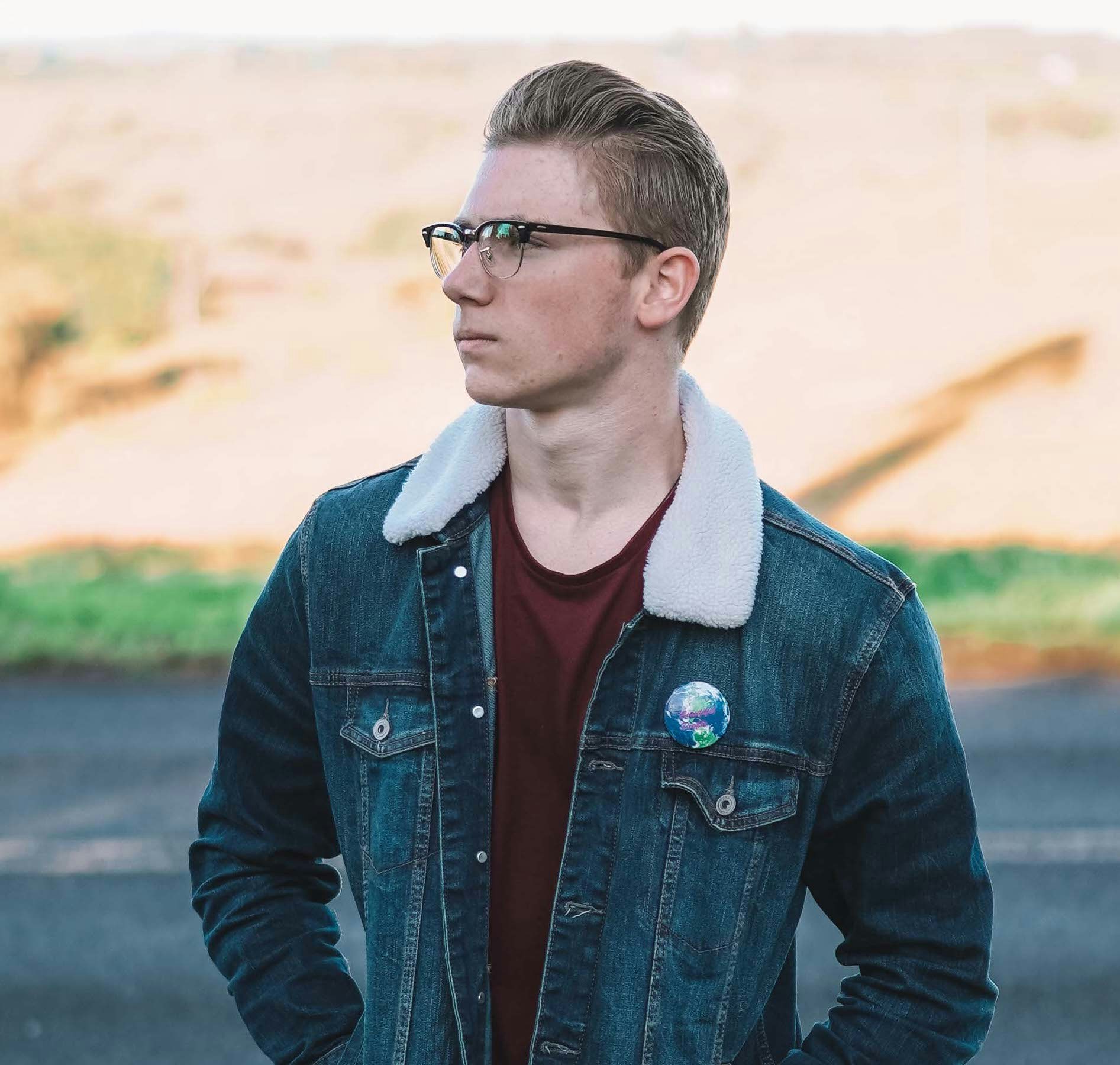 Go to Angus Gray's profile