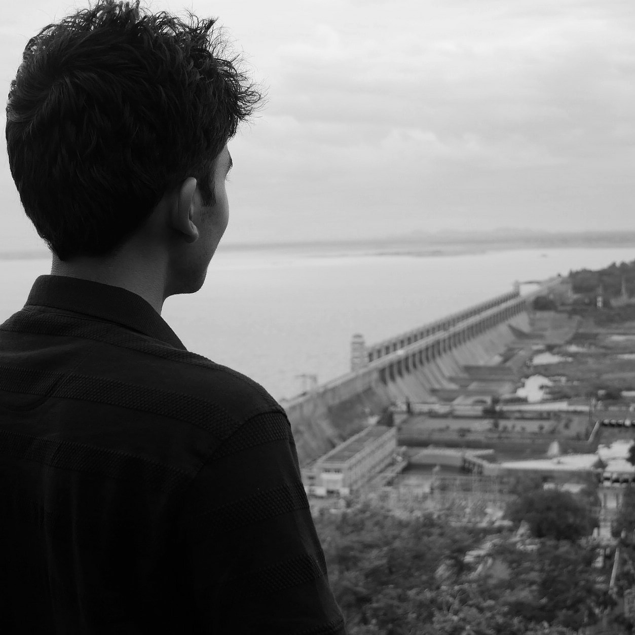 Ve al perfil de Prahlad Krishna