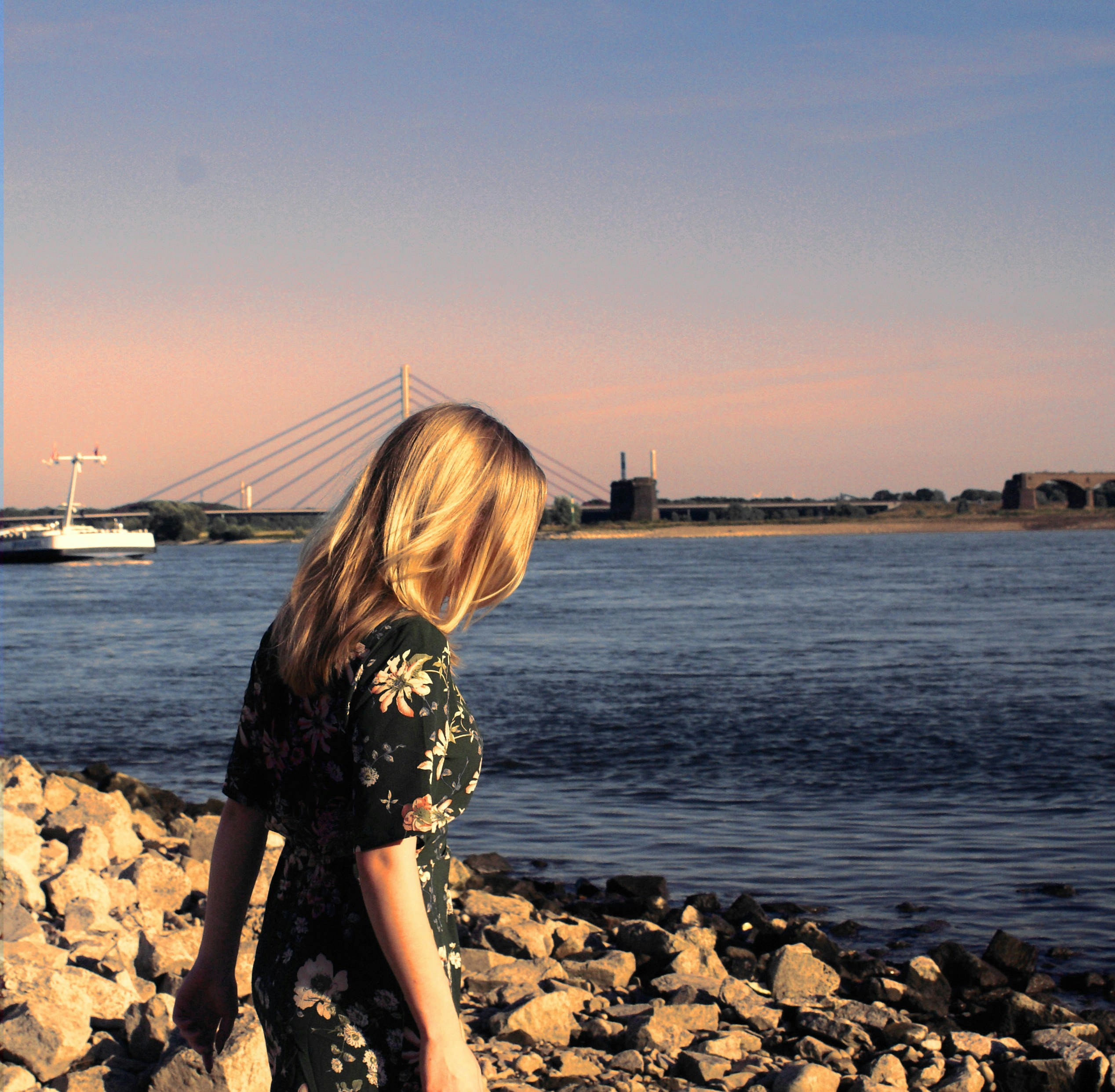 Go to Carolyn Ne's profile