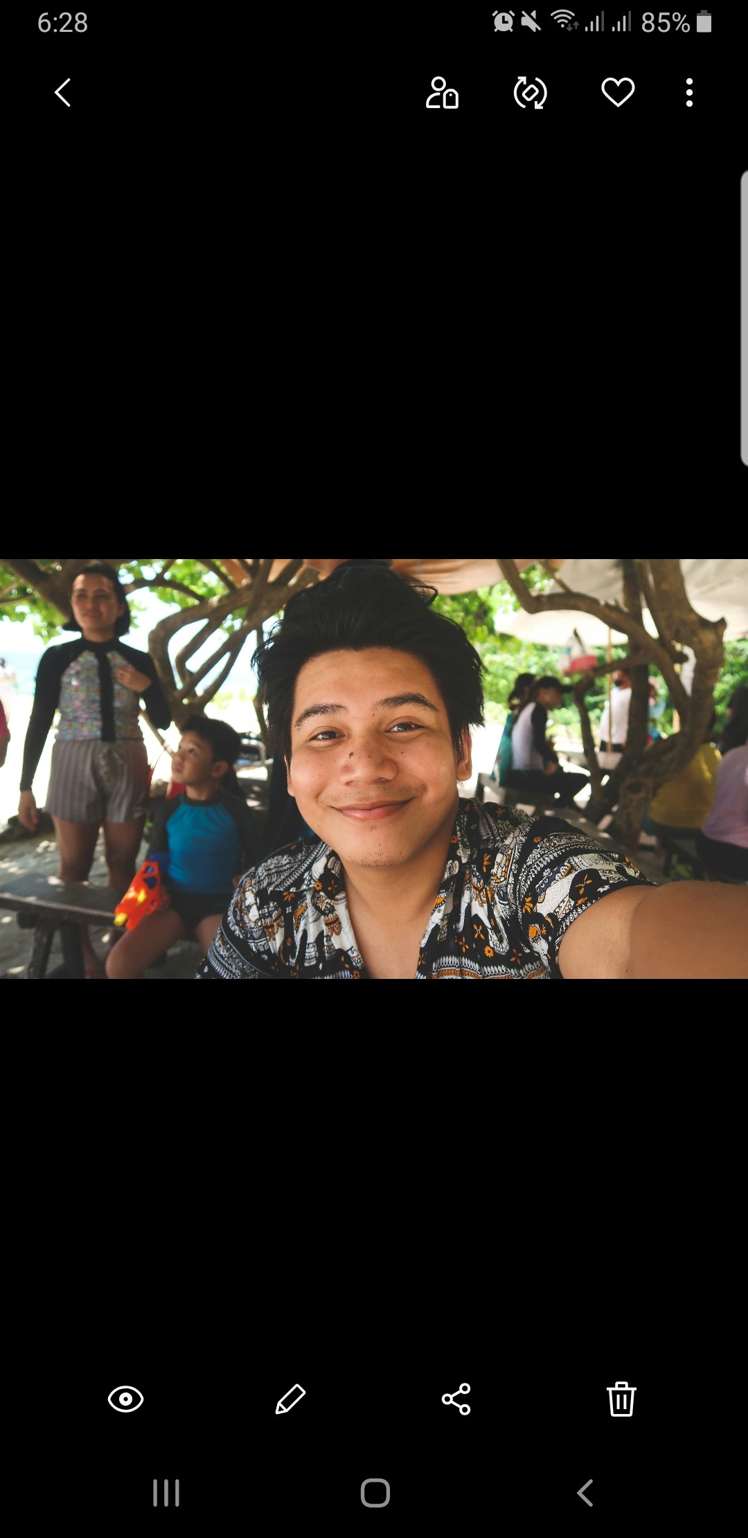 Go to Paul Neil's profile