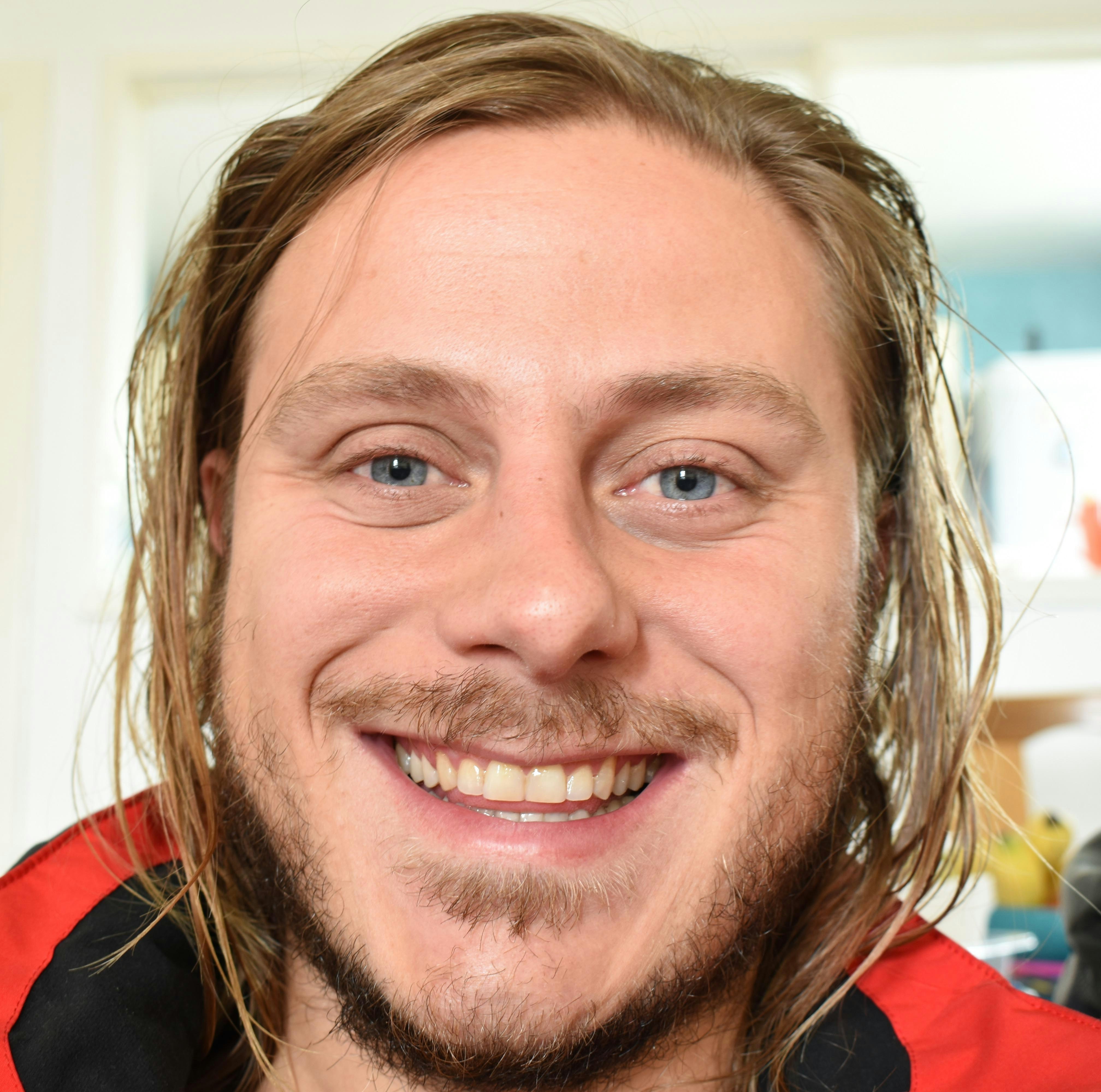 Buka profil Frederico Gauz