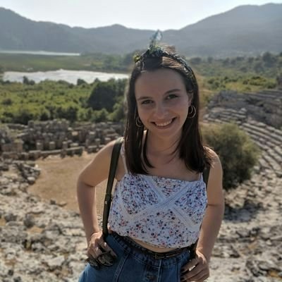 Buka profil İdil Sera Şahin