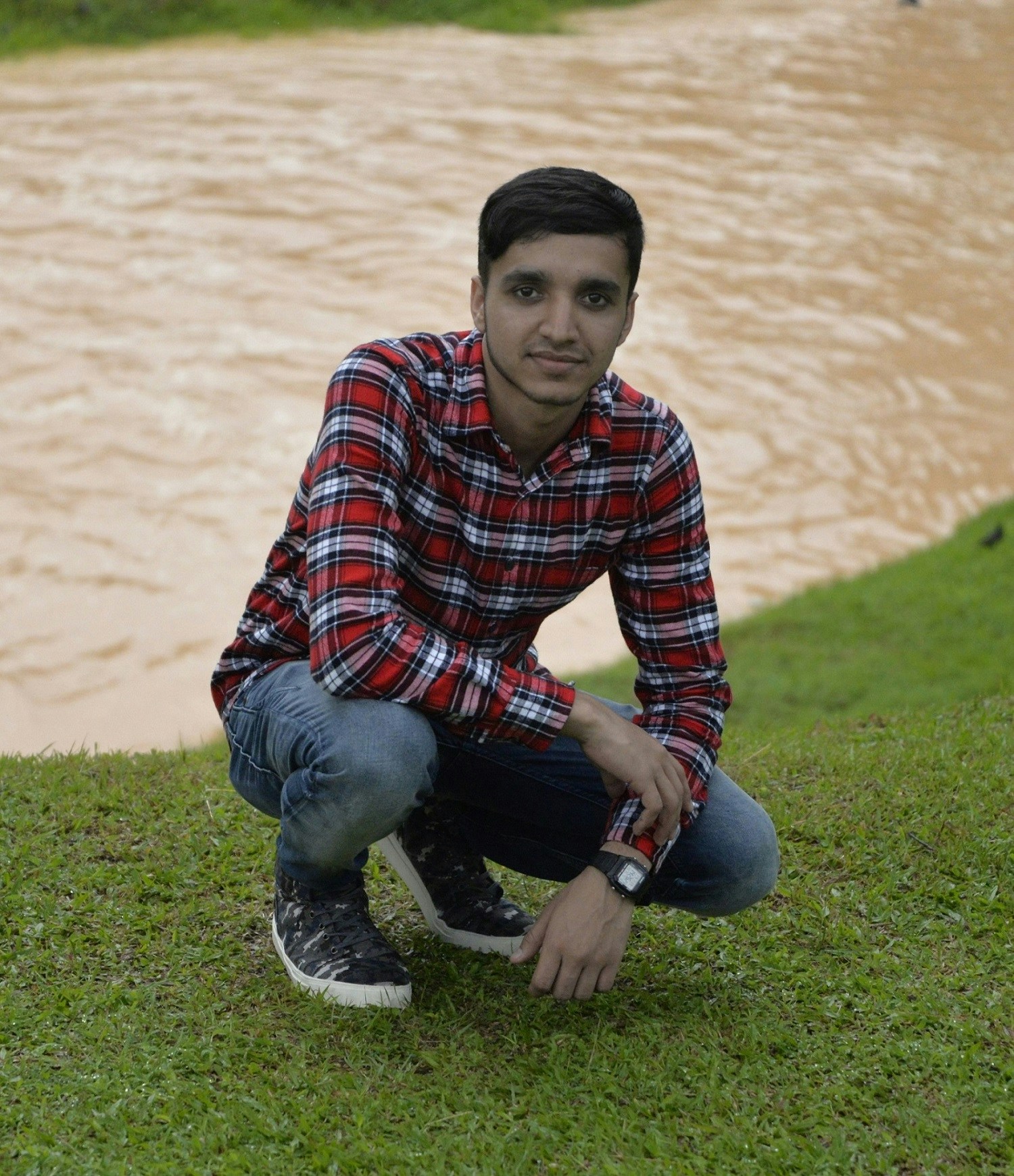 Buka profil Mohammad Idrees