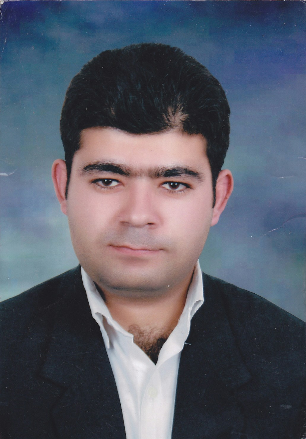 Zum Profil von omid ahadi