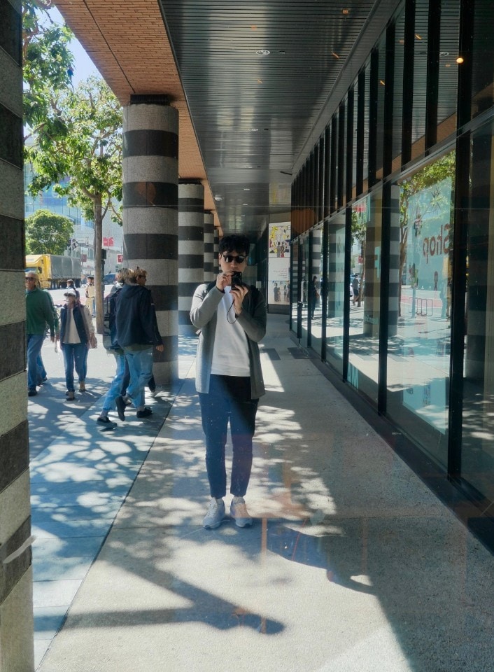 Ve al perfil de Jun Lee