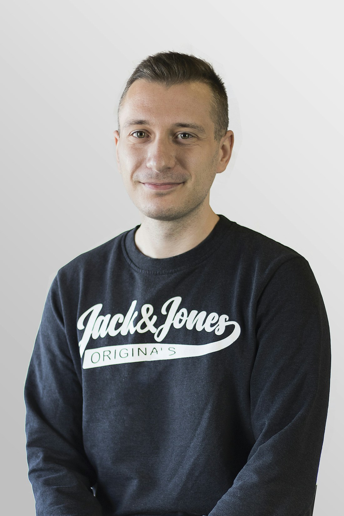 Go to Goran Ivos's profile