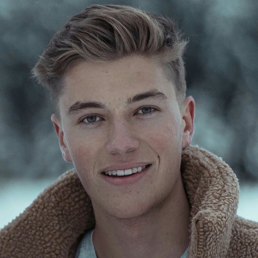 Go to Riccardo Manieri's profile