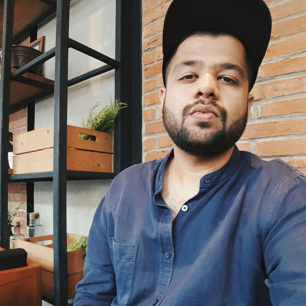 Ve al perfil de Raman