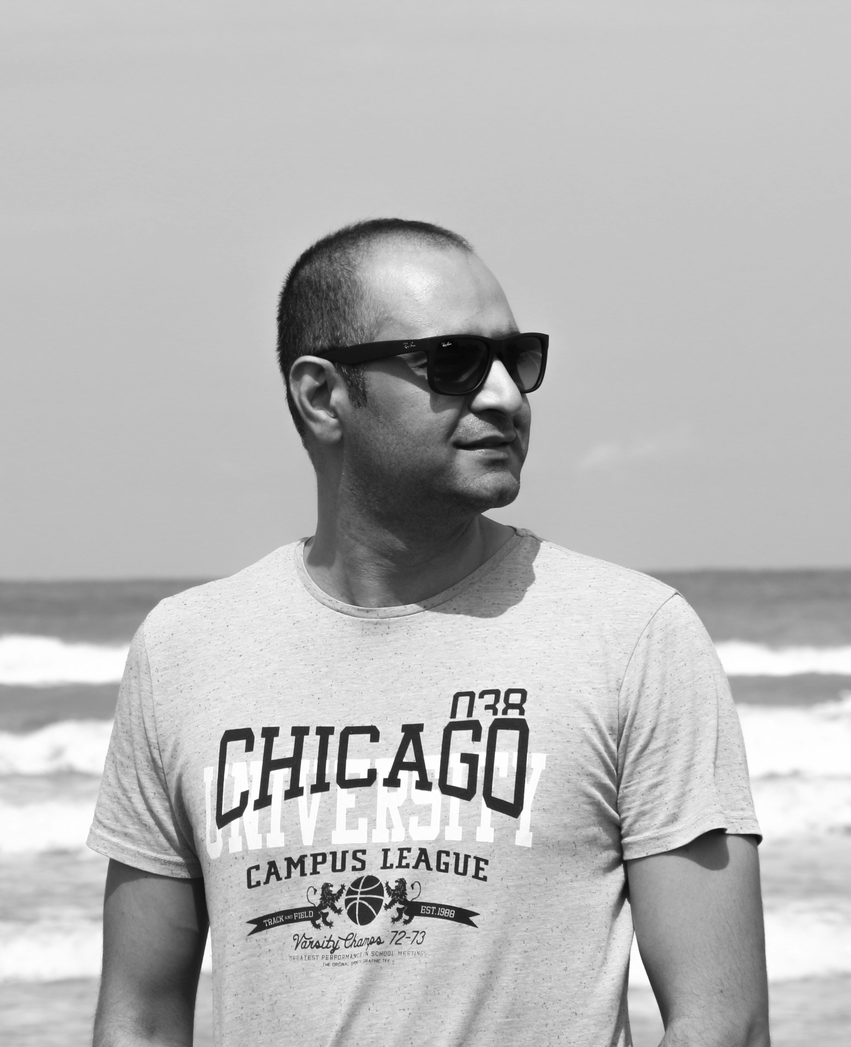 Alireza Helmiのプロフィールを見る