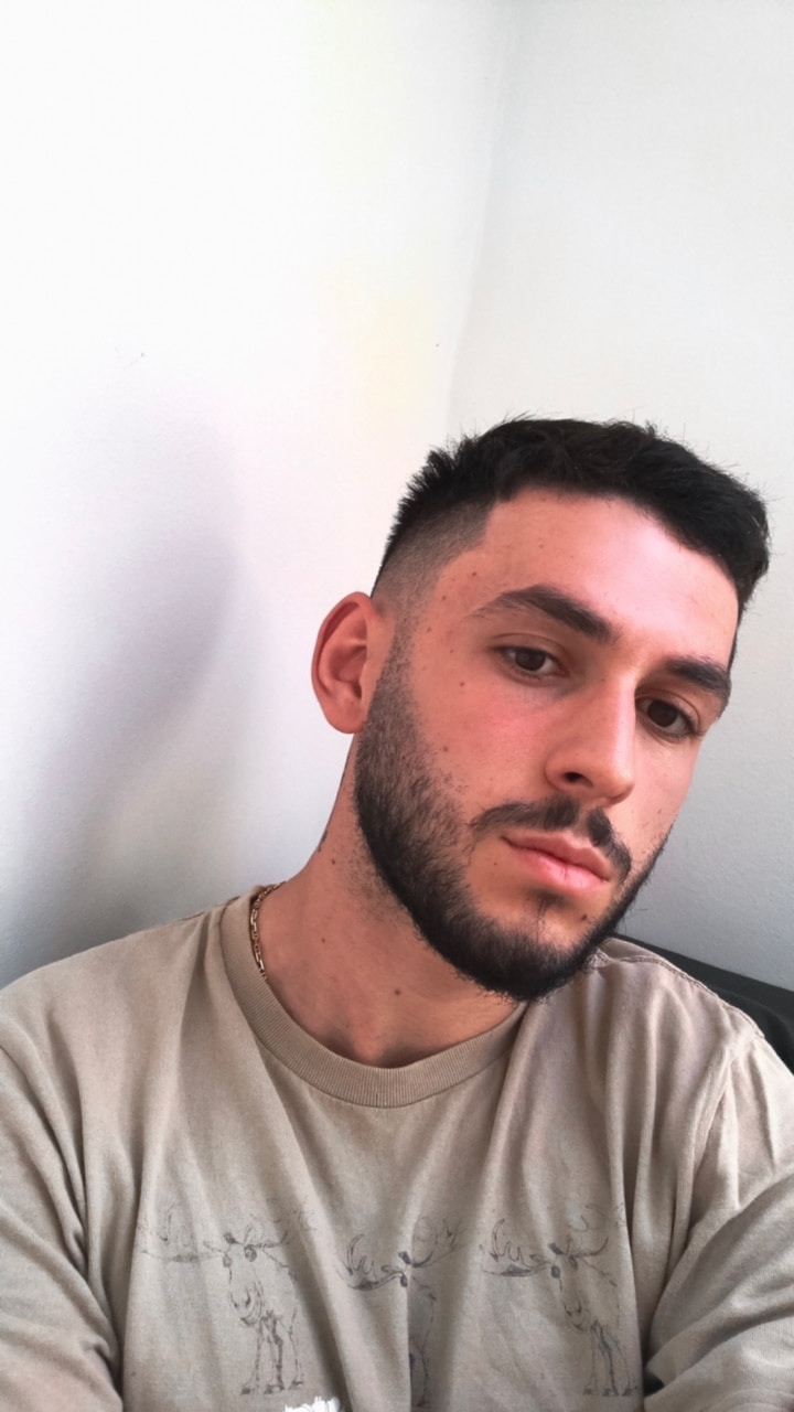 Go to Klaudio Metolli's profile