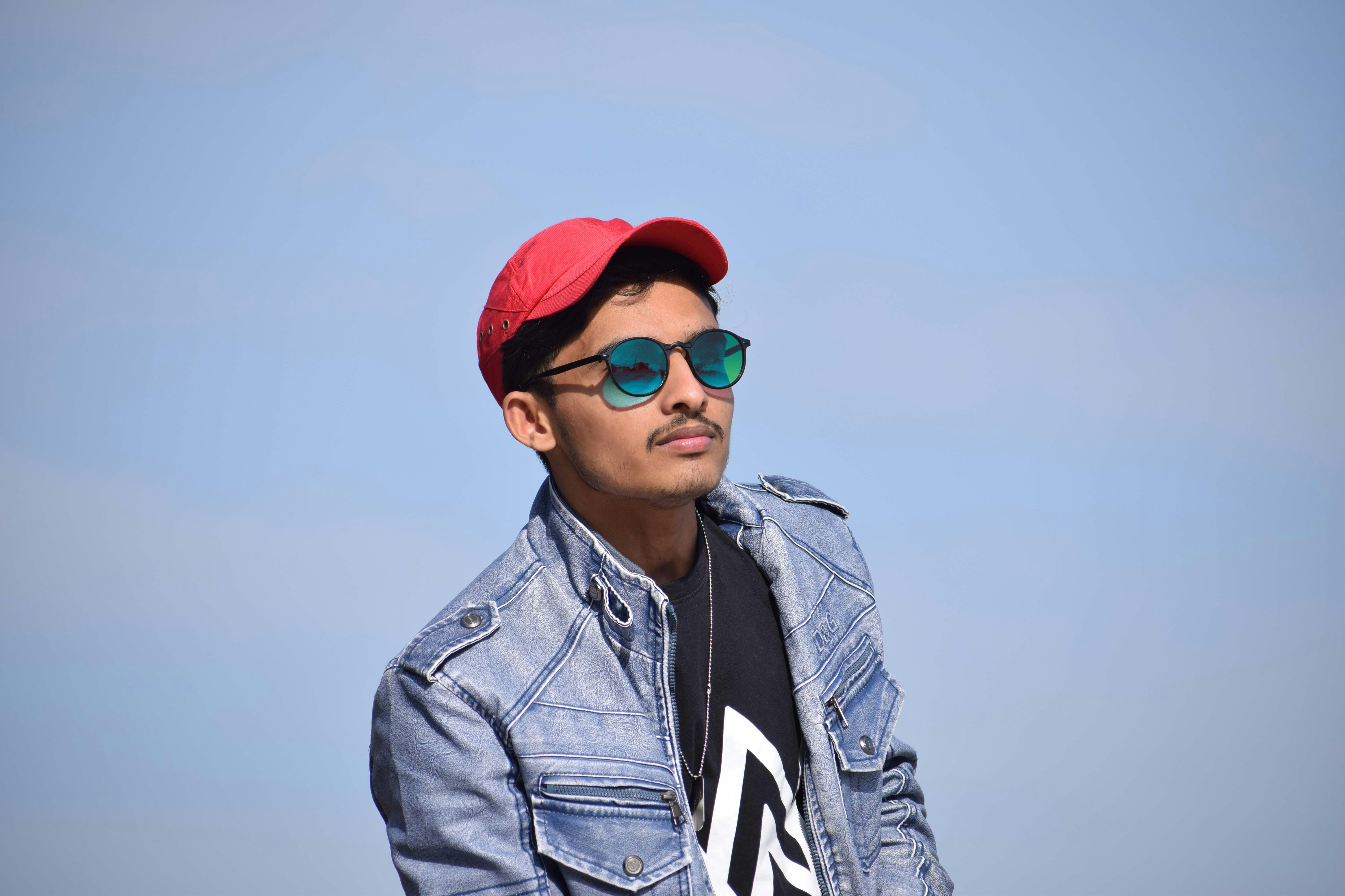 Ve al perfil de BHAVIN AHIR