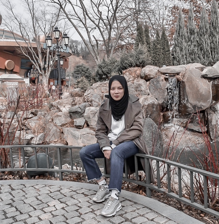 Go to Arisya Akma's profile